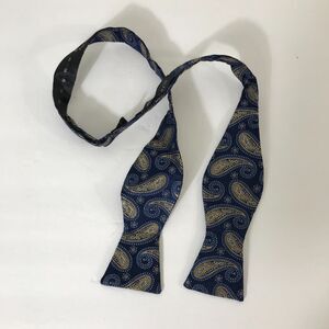 J.S. Blank Cravat Tie Mens Silk Blue Paisley Adjustable